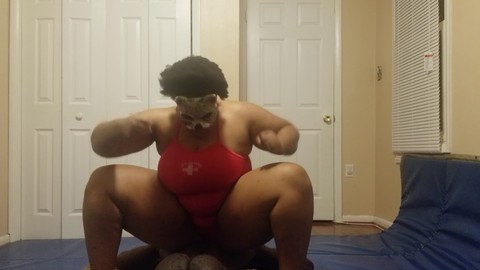 Mixed wrestling fun with crossdressing and some serious action
