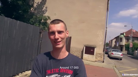 Des gays en forme profitent d'une action extérieure brutale sur Pornohub