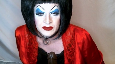 Stunning shemales with big cocks and solo performances